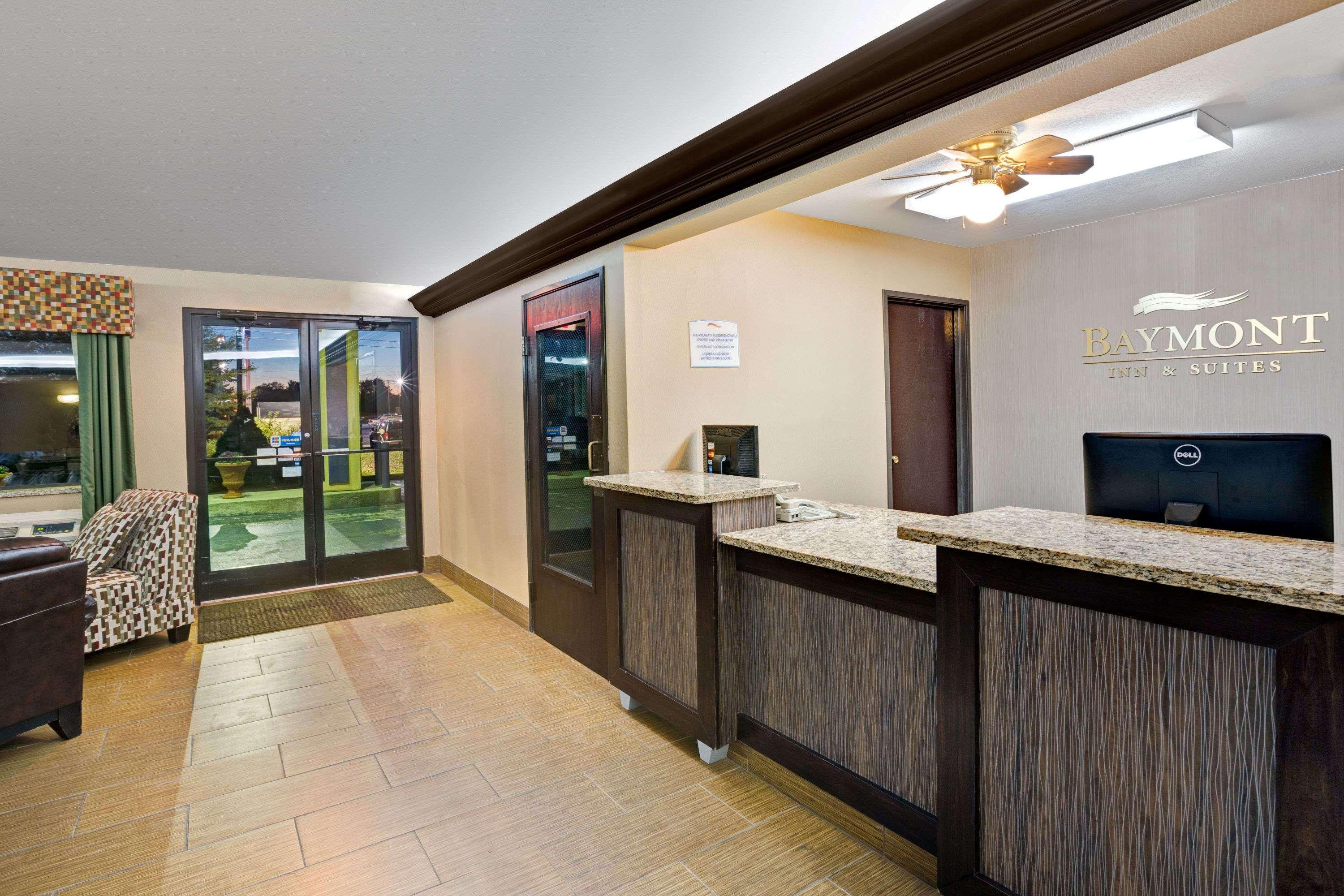 Clarion Pointe Harrodsburg-Danville Exterior photo